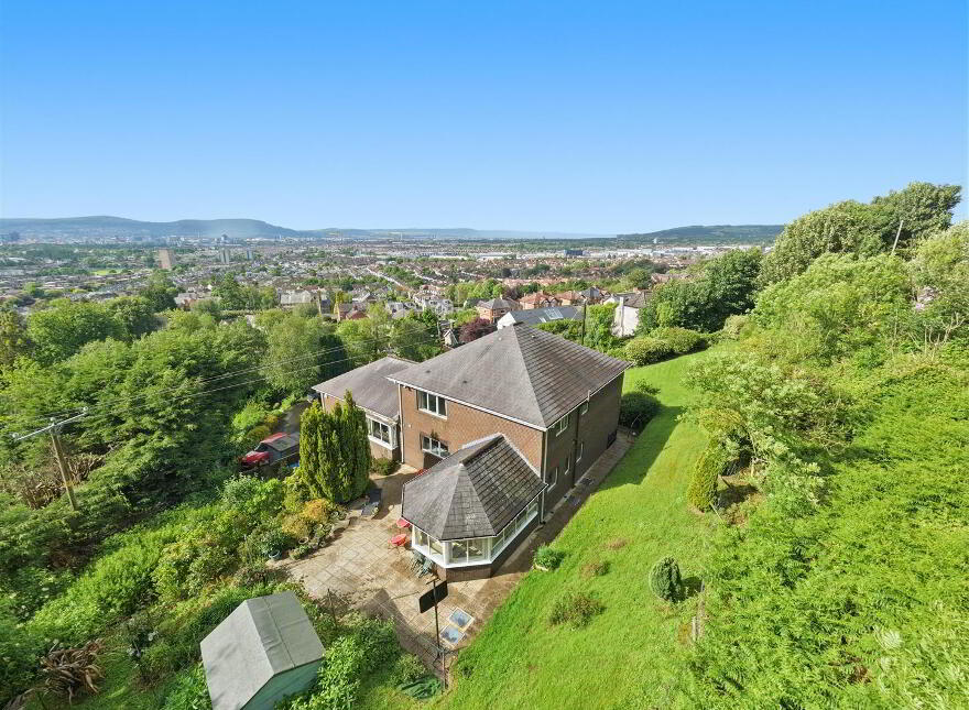 19 Rocky Road, Upper Knockbreda Road, Belfast, BT6 9QL