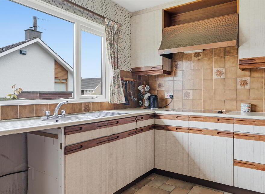 75 Portglenone Road, Randalstown, BT41 3EH