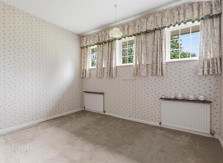 75 Portglenone Road, Randalstown, BT41 3EH