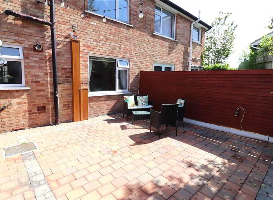 9 Lisnoe Park, Ravarnet, Lisburn, BT27 5NS