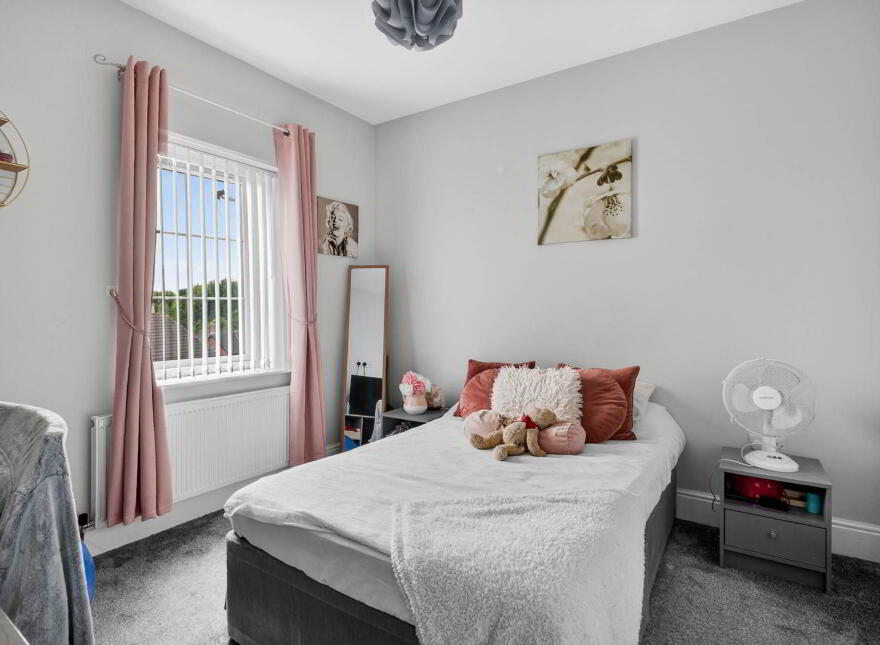 10 Fairfields Manor, Lisburn, BT28 3WA