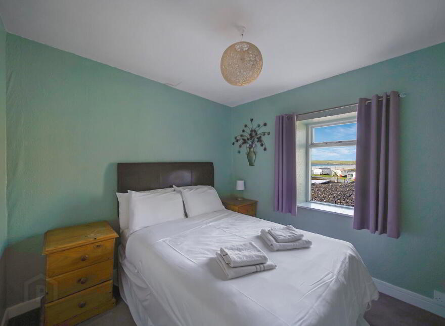 Annora Bar, Narin, Portnoo, F94VX7A