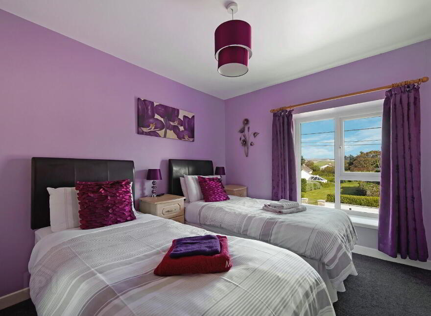 Annora Bar, Narin, Portnoo, F94VX7A