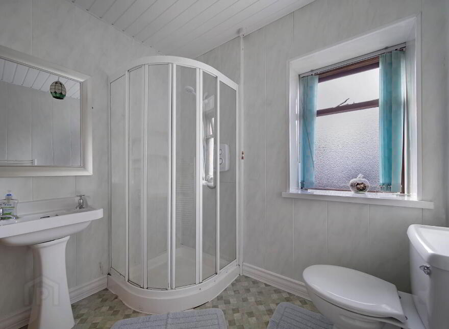 Annora Bar, Narin, Portnoo, F94VX7A