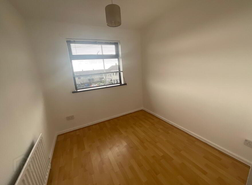 17 Glencairn Walk, Belfast, BT13 3TB