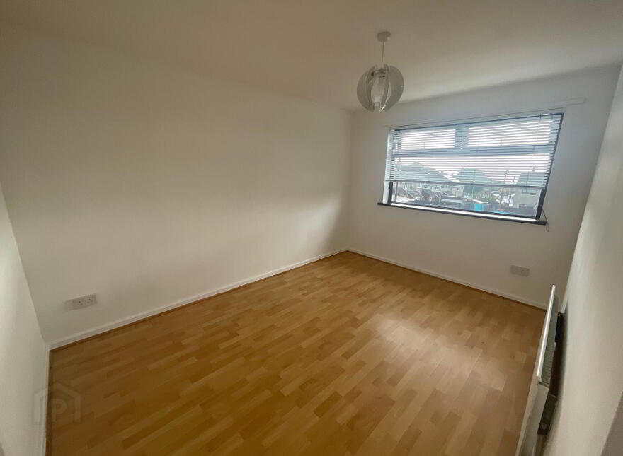 17 Glencairn Walk, Belfast, BT13 3TB