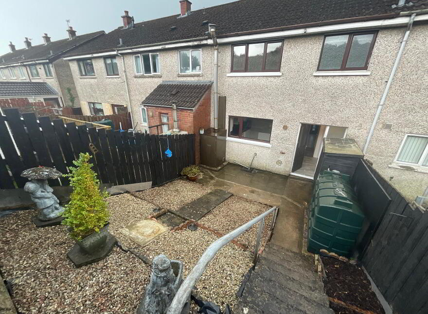 17 Glencairn Walk, Belfast, BT13 3TB