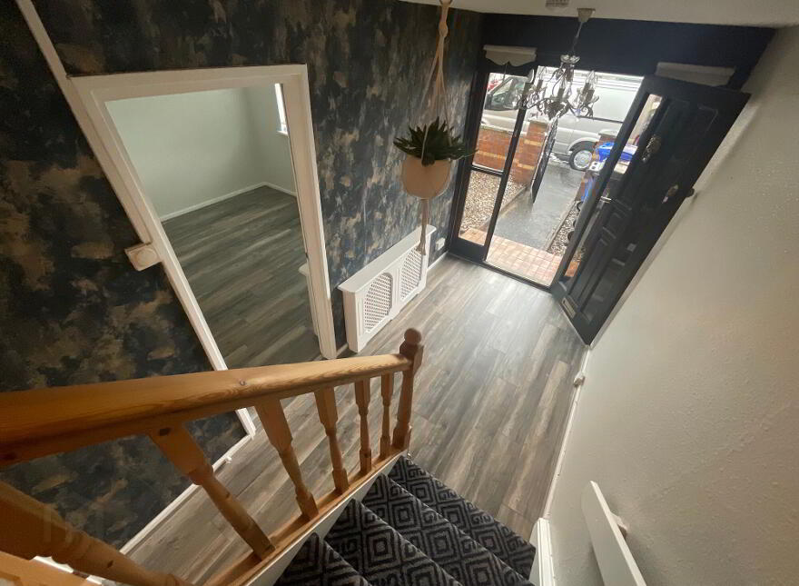 17 Glencairn Walk, Belfast, BT13 3TB