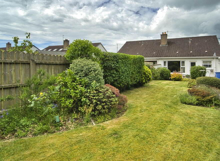 45 Woodland Park, Lisburn, BT28 1LQ