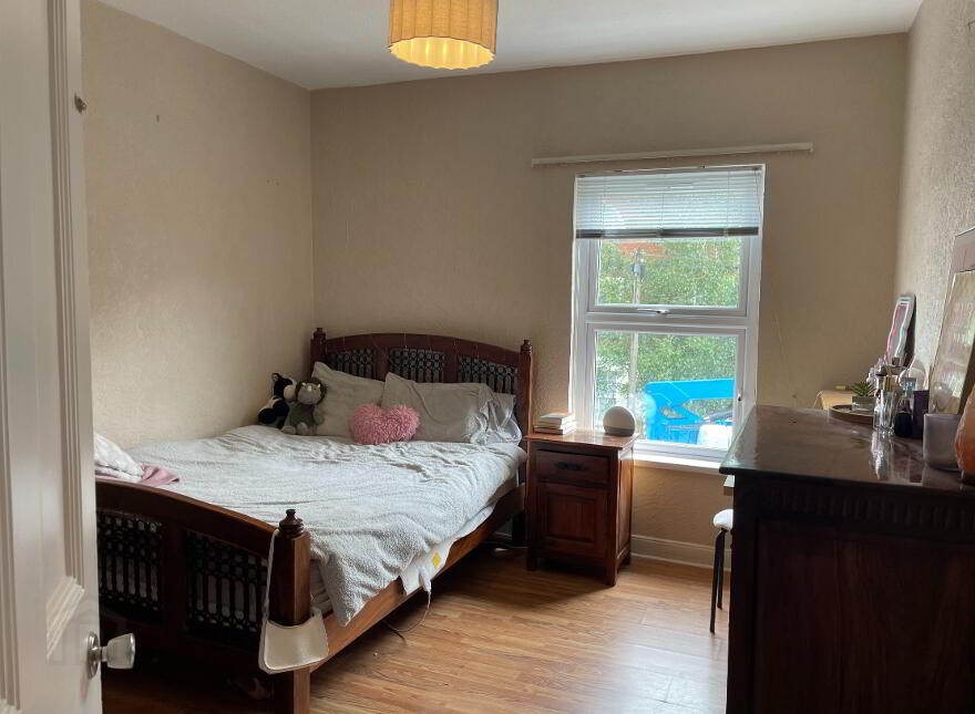 6 Rugby Parade, Belfast, BT7 1PY