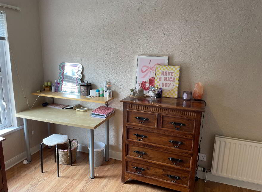 6 Rugby Parade, Belfast, BT7 1PY