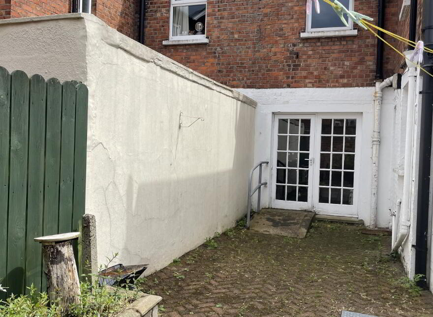 6 Rugby Parade, Belfast, BT7 1PY