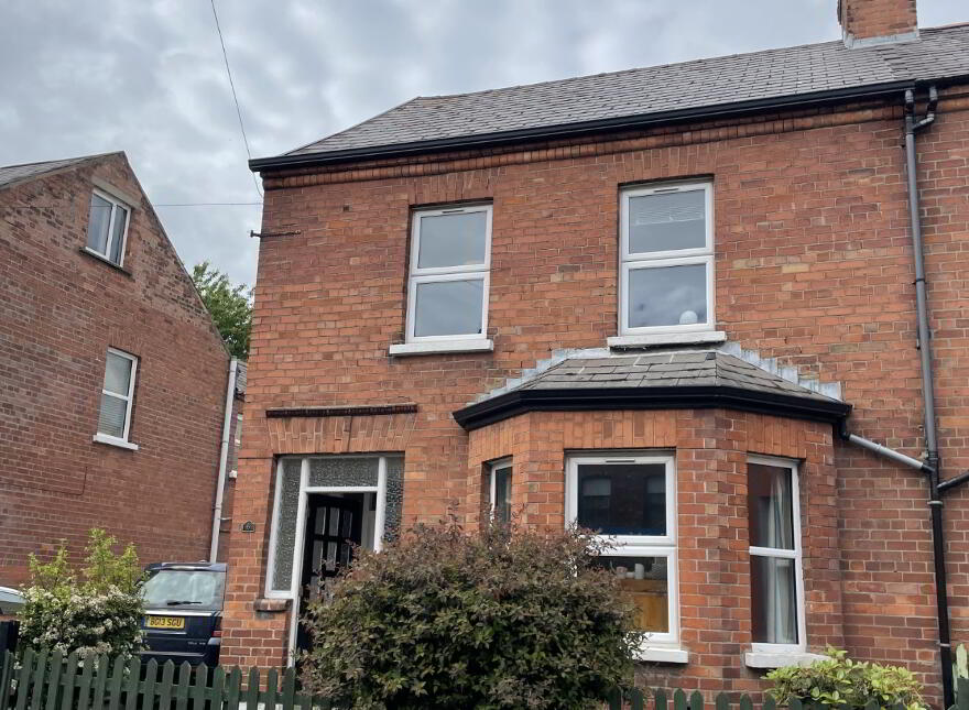 6 Rugby Parade, Belfast, BT7 1PY