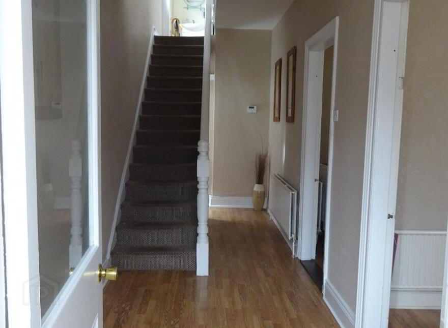 6 Rugby Parade, Belfast, BT7 1PY