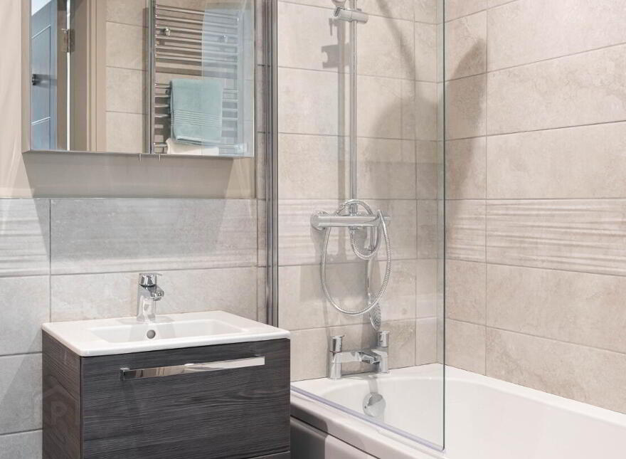 Apartment 67 Lesley Parklands 64 Knocknagoney Road, Belfast, BT4 2FY