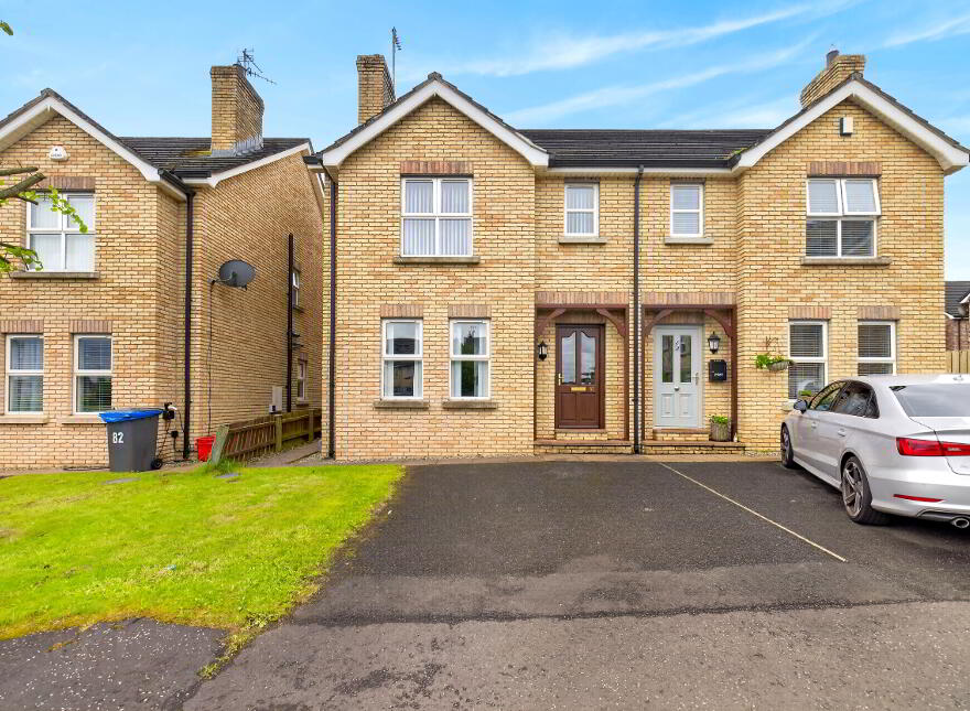 81 Rossdale, Ballymena, BT42 2SA