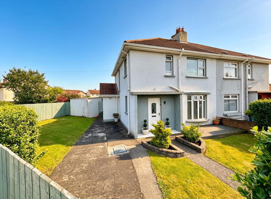 35 Crocknamack Street, Portrush, BT56 8JX