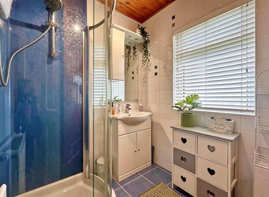 35 Crocknamack Street, Portrush, BT56 8JX