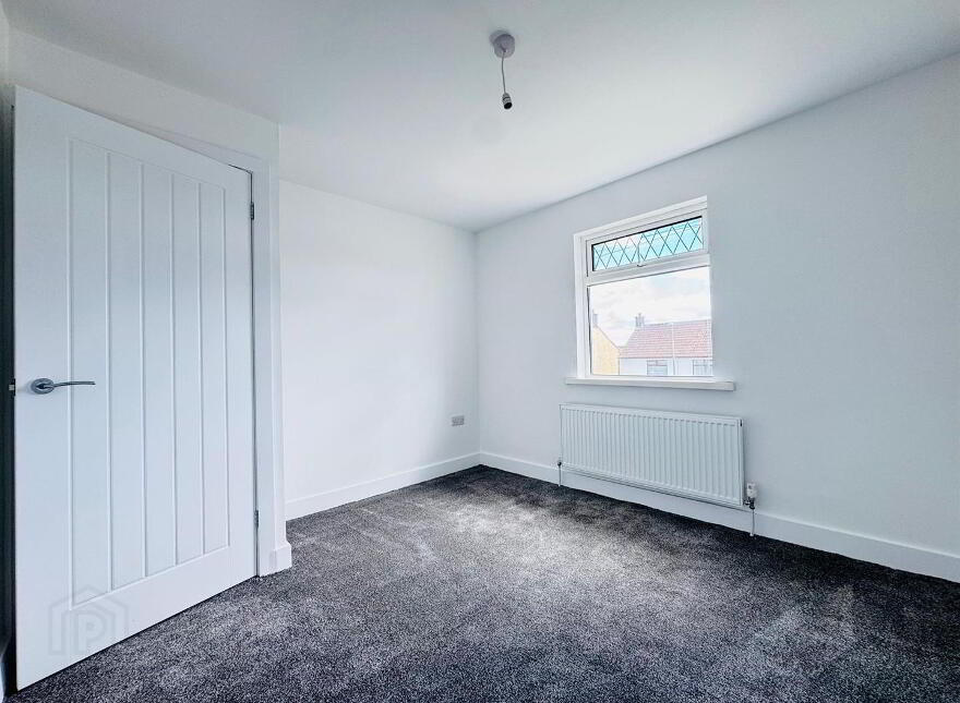 9 Carmeen Drive, Rathcoole, Newtownabbey, BT37 9DJ