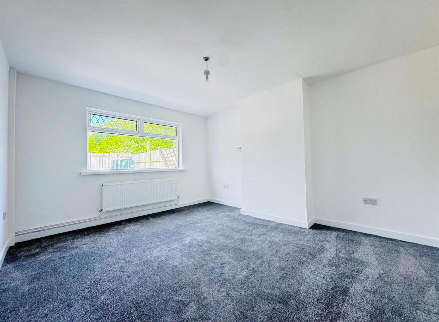 9 Carmeen Drive, Rathcoole, Newtownabbey, BT37 9DJ