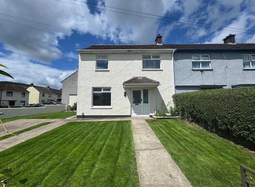 9 Carmeen Drive, Rathcoole, Newtownabbey, BT37 9DJ