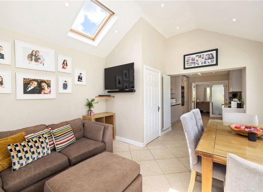 9 Sycamore Walk, The Park, Cabinteely, Dublin, D18R3K7