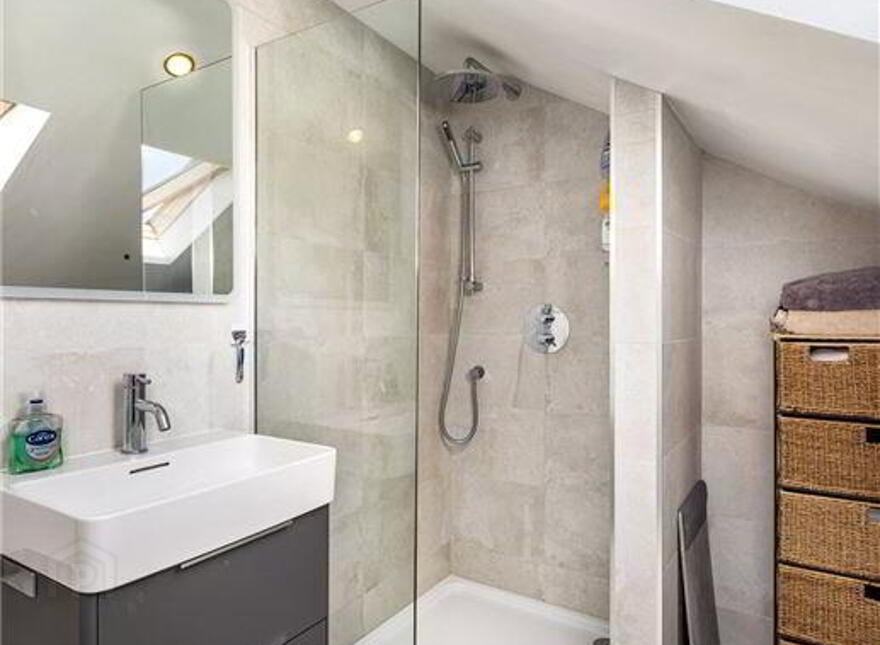 9 Sycamore Walk, The Park, Cabinteely, Dublin, D18R3K7