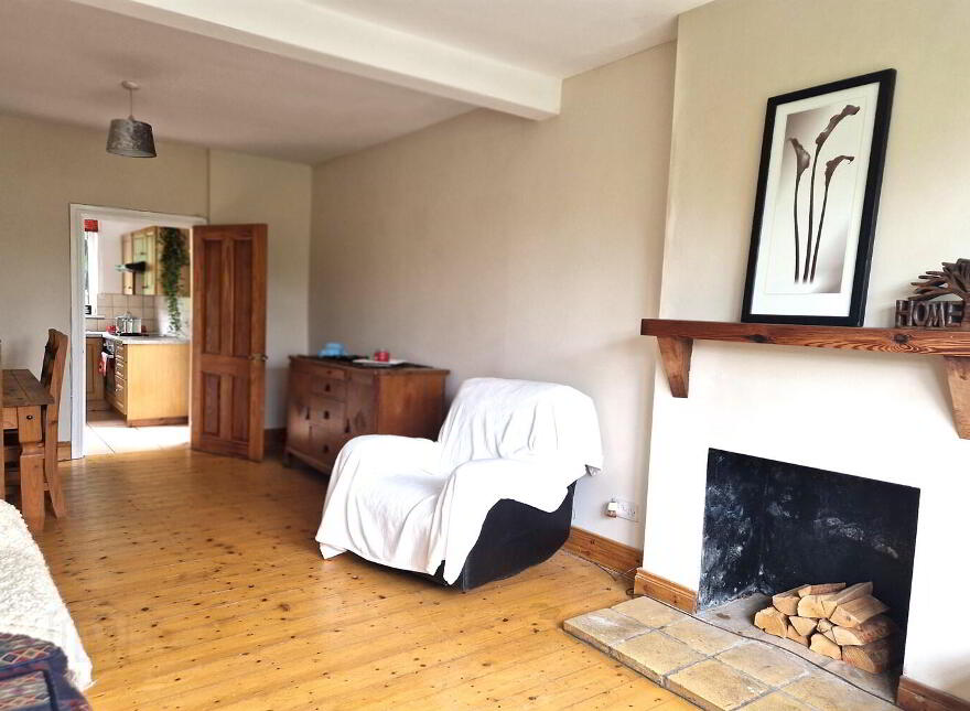 76 Comber Road, Dundonald, Belfast, BT16 2AG