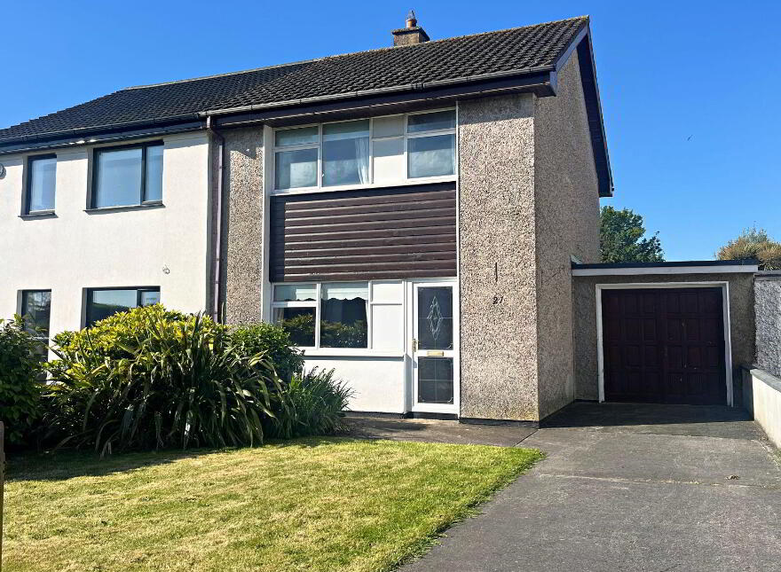 21 Western Bay, Dungarvan, X35D938