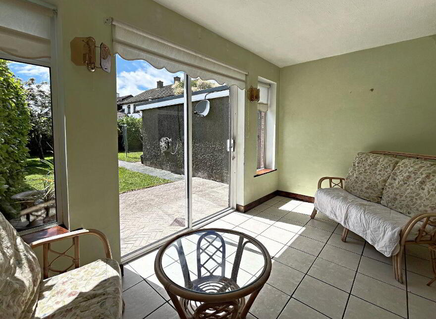 21 Western Bay, Dungarvan, X35D938