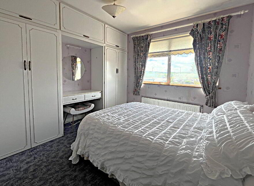 21 Western Bay, Dungarvan, X35D938