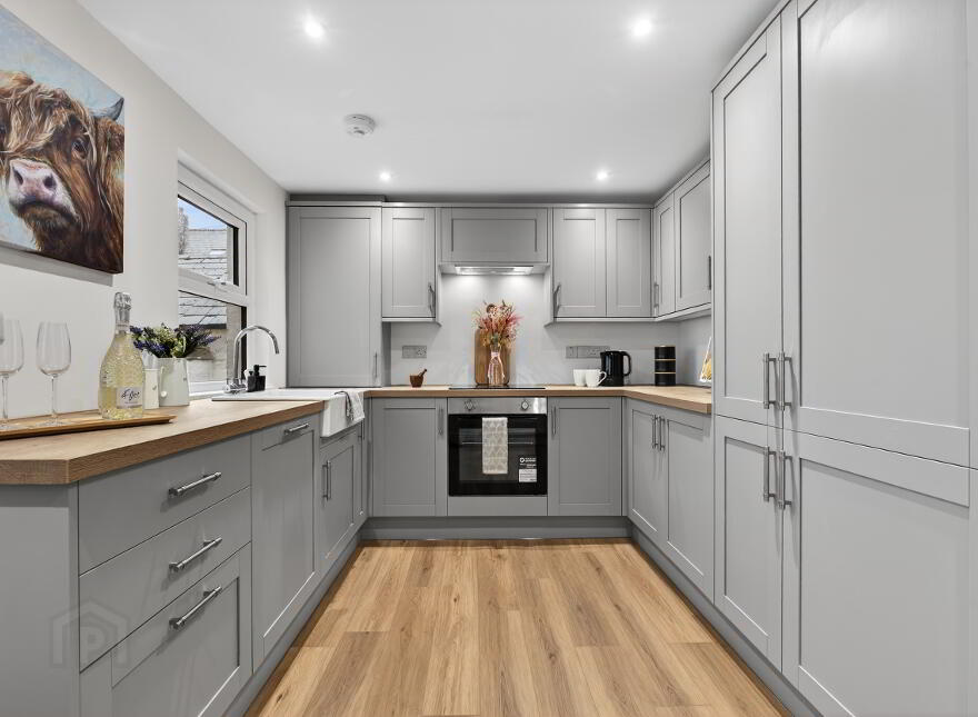 84 Cullybackey Road, Ballymena, BT43 5DG