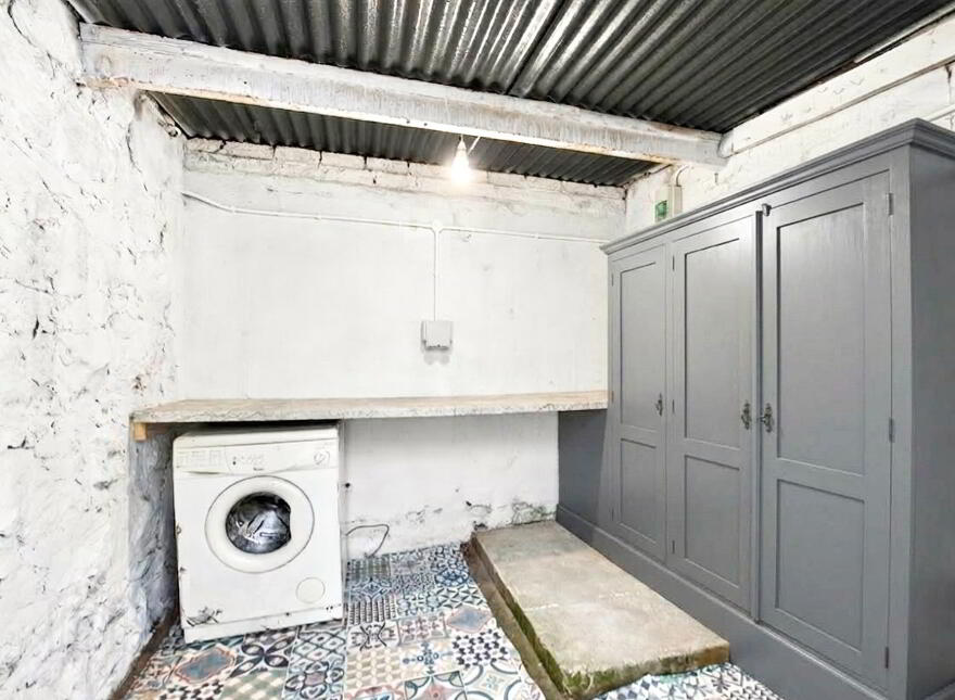 84 Cullybackey Road, Ballymena, BT43 5DG