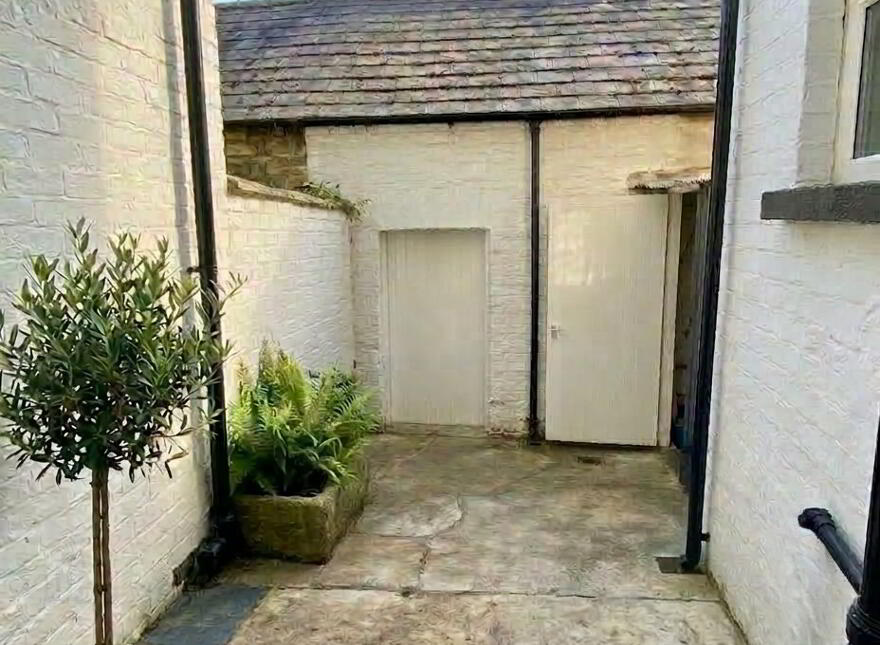 84 Cullybackey Road, Ballymena, BT43 5DG