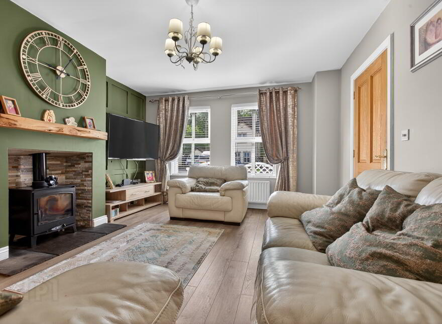 8 Millhouse Glen, Antrim, BT41 2UJ
