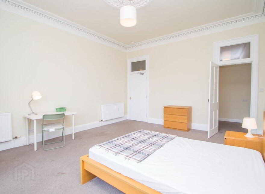 313 Leith Walk, Edinburgh, EH6 8SA