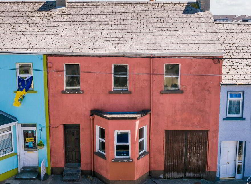 12 Goff Street, Roscommon Town, F42T990