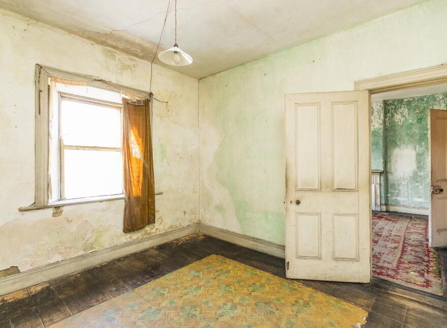 12 Goff Street, Roscommon Town, F42T990