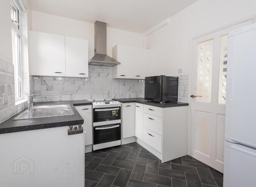 25 Wansbeck Street, Belfast, BT9 5FQ