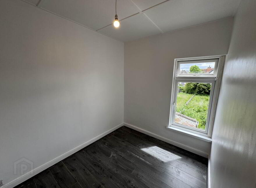 53 Laharna Avenue, Larne, BT40 1NF