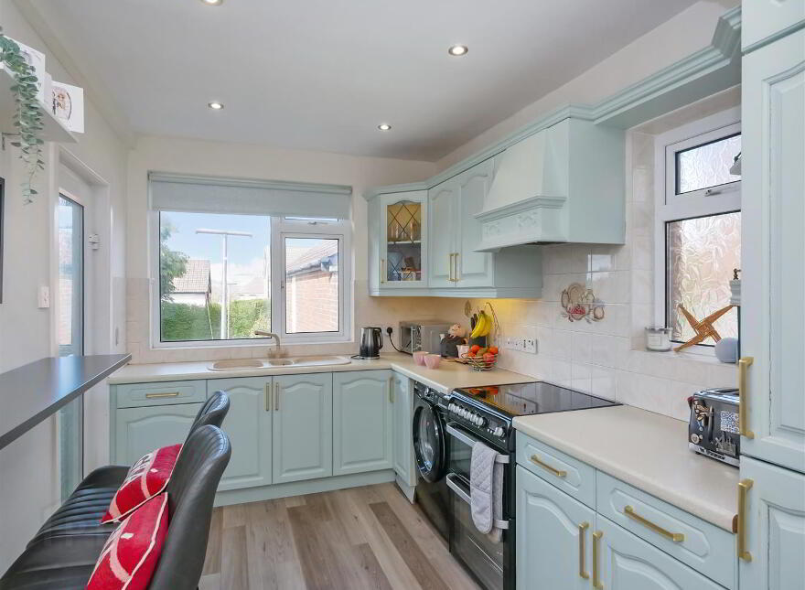 12 Glenholm Park, Newton Park, Belfast, BT8 6LP