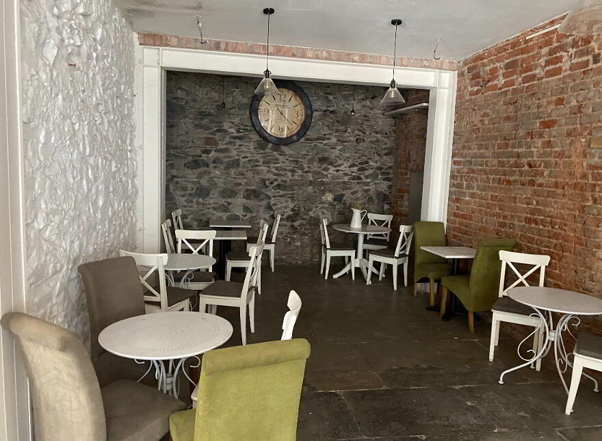 8 Main Street, Bangor, BT20 5AG