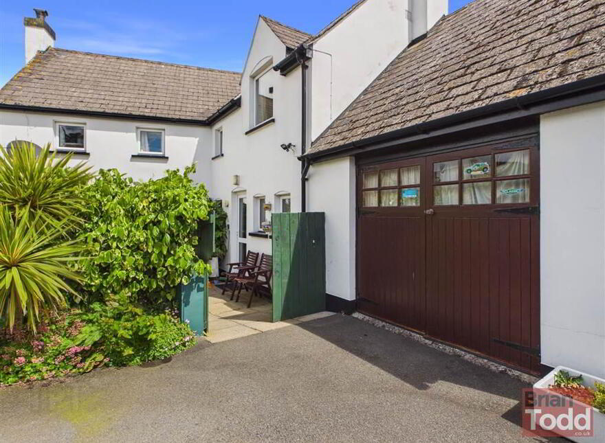 Whin Road, Ballygally, Larne, BT40 2QJ