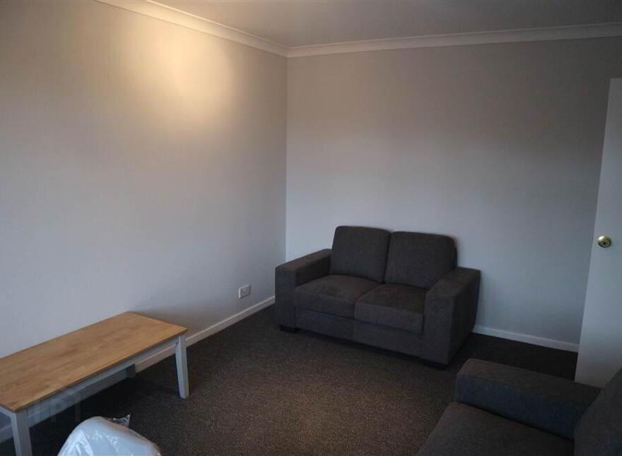 48 Strathearn Court, Holywood, BT18 9NR
