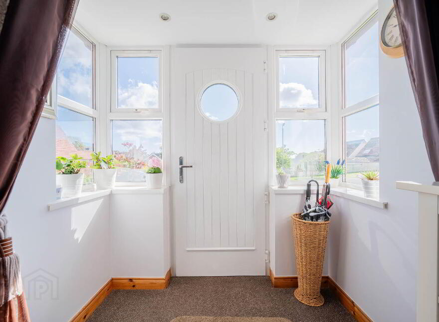 4 Seahill Vale, Donaghadee, BT21 0SN