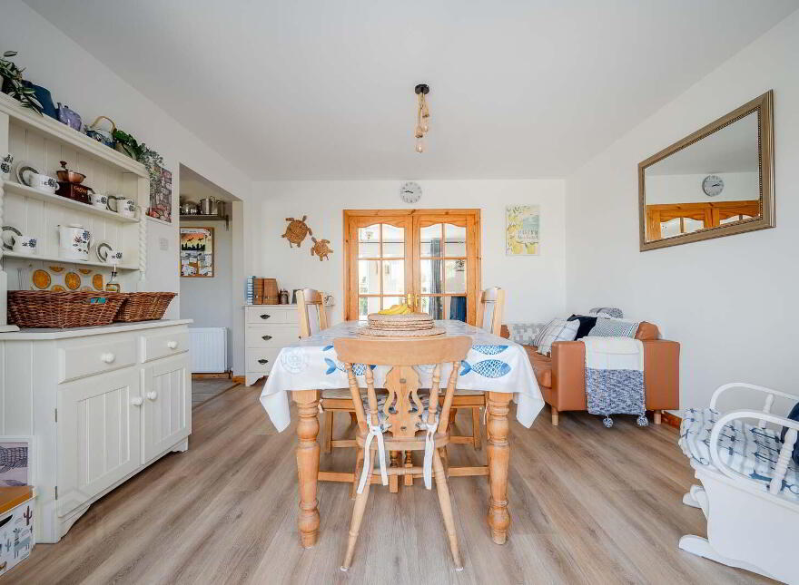 4 Seahill Vale, Donaghadee, BT21 0SN