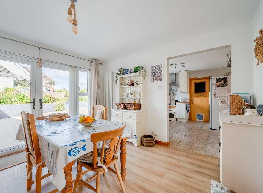 4 Seahill Vale, Donaghadee, BT21 0SN