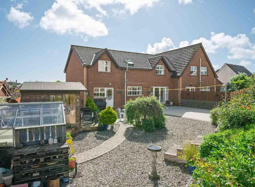4 Seahill Vale, Donaghadee, BT21 0SN