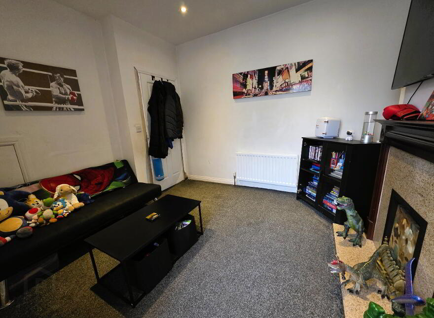 12 Saintfield Road, Lisburn, BT27 5BD