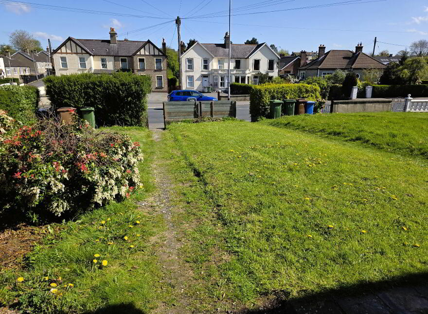 12 Saintfield Road, Lisburn, BT27 5BD